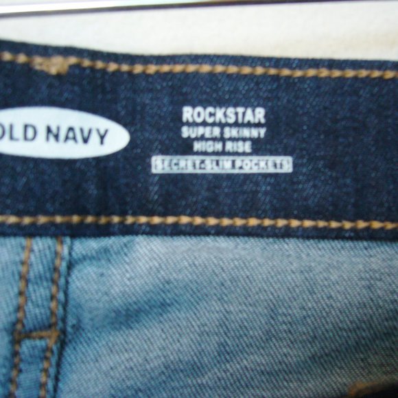 New Old Navy Rockstar Super Skinny High Rise Jeans - Picture 5 of 5
